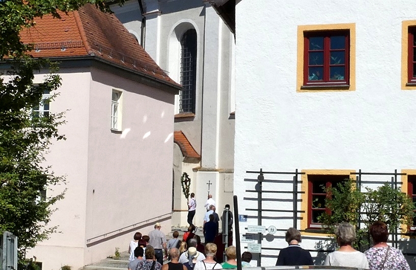 Einzug