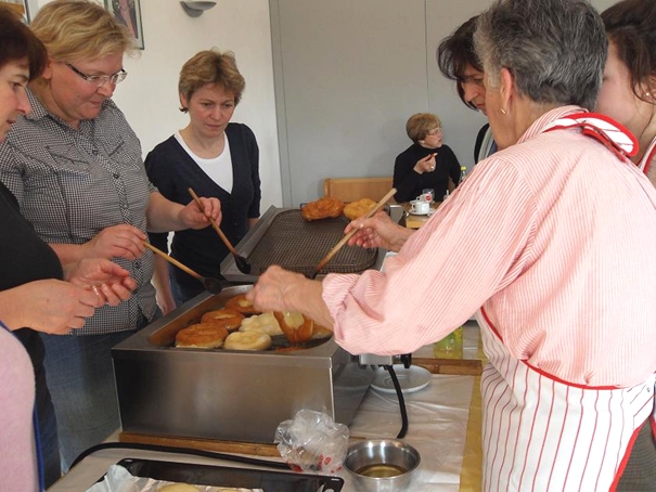 2012 Kuechlbacken