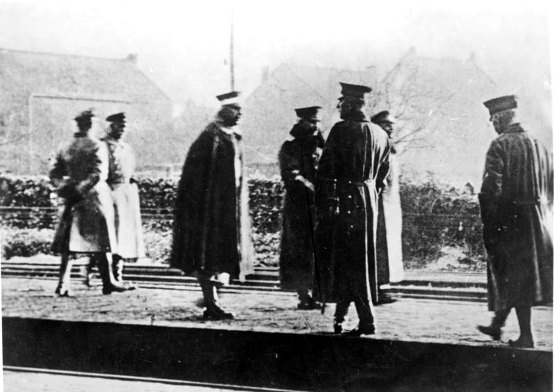 Bundesarchiv Bild 183-R12318 Eysden Kaiser Wilhelm II. auf Weg ins Exil