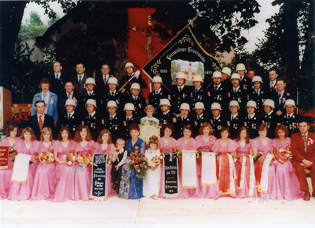 Festverein Pönning 1975 FFW Fahnenweihe