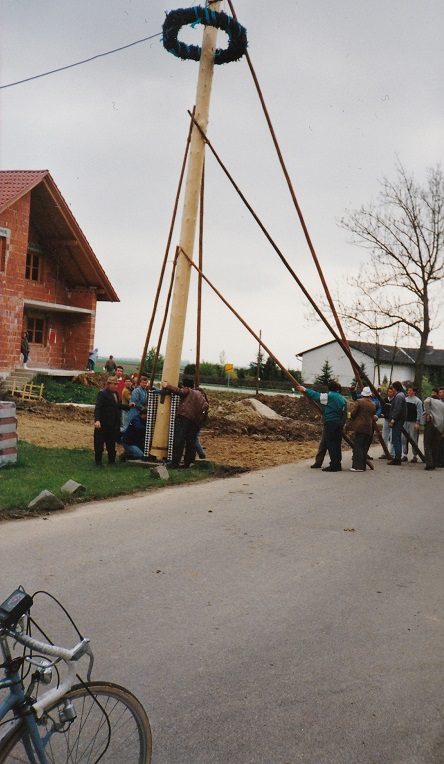 1989 Maibaum1