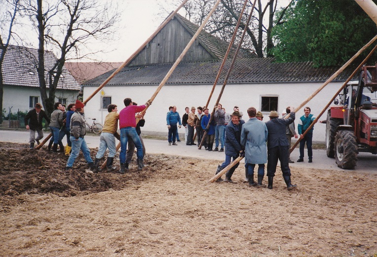 1989 Maibaum3