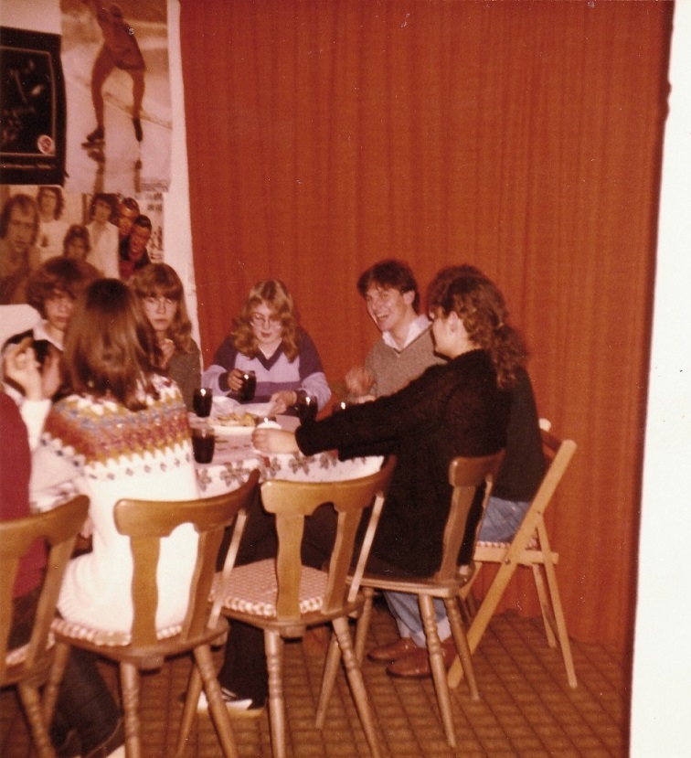 1981 WF 4
